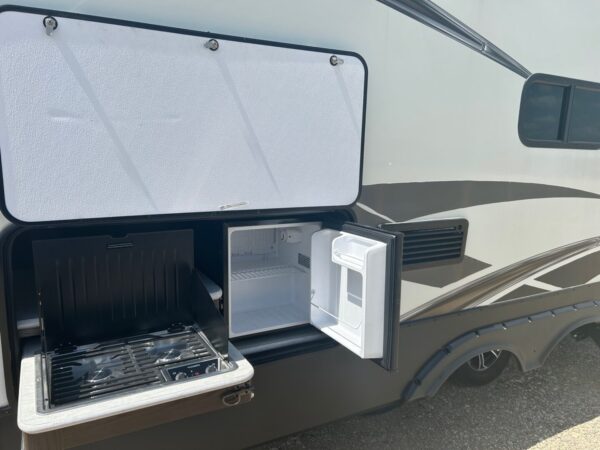 2021 Crusader Lite 29RS - Image 11