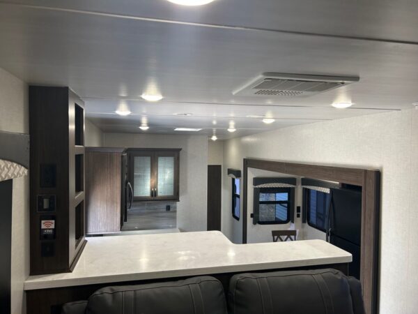 2021 Winnebago Voyage V3436FL - Image 20