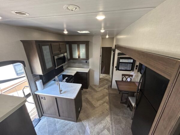 2021 Winnebago Voyage V3436FL - Image 21