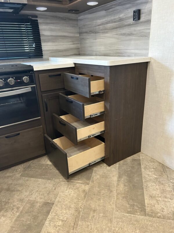 2021 Winnebago Voyage V3436FL - Image 31