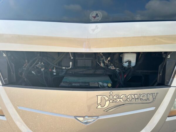 2008 Fleetwood Discovery 40X - Image 25