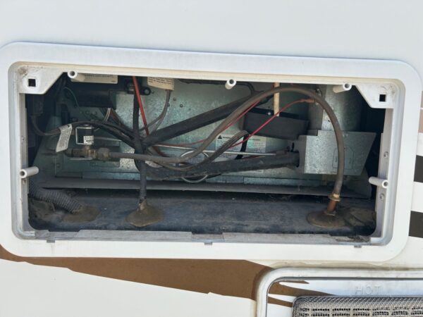 2011 Winnebago View 24K - Image 8