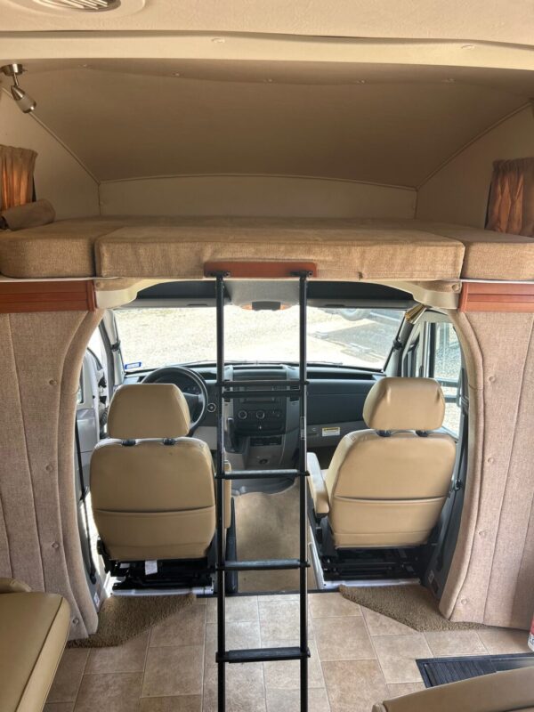 2011 Winnebago View 24K - Image 36
