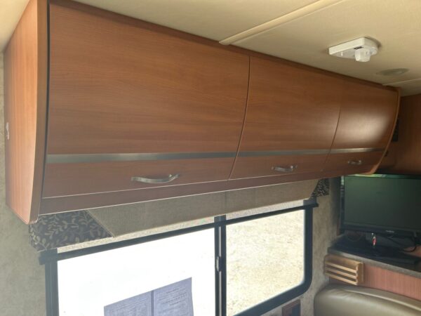 2011 Winnebago View 24K - Image 43