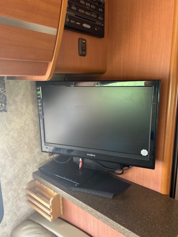 2011 Winnebago View 24K - Image 44
