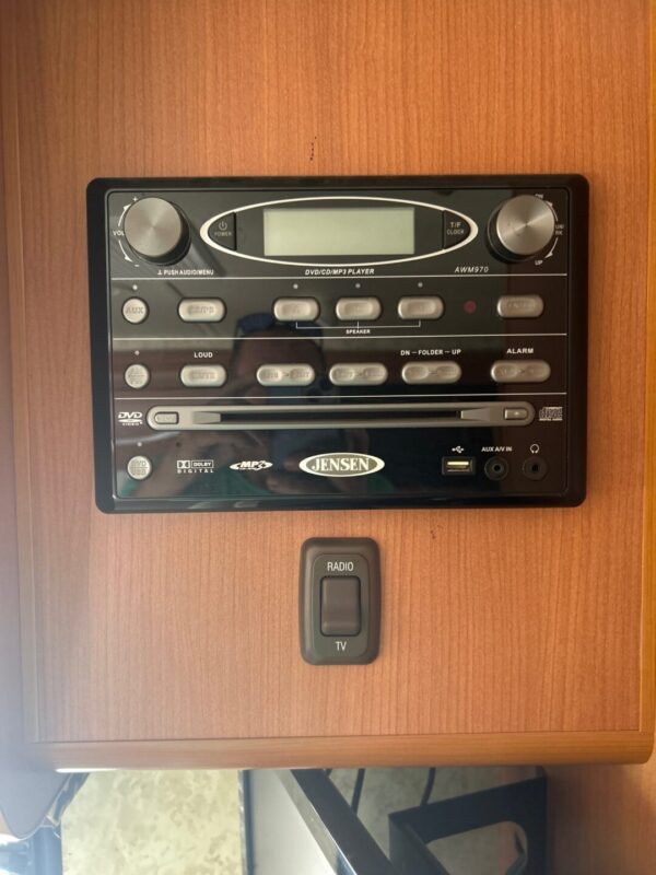2011 Winnebago View 24K - Image 45