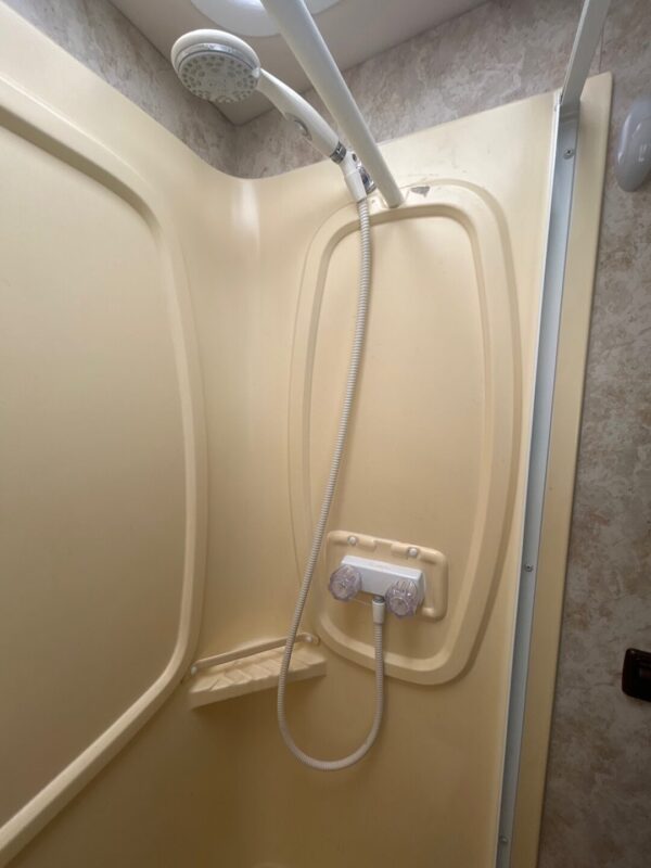 2011 Winnebago View 24K - Image 55