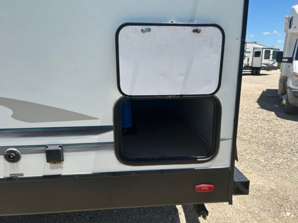 2021 Forest River Surveyor Legend 296QBLE - Image 15