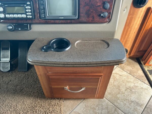 2009 Coachmen Pathfinder 405FK - Image 59