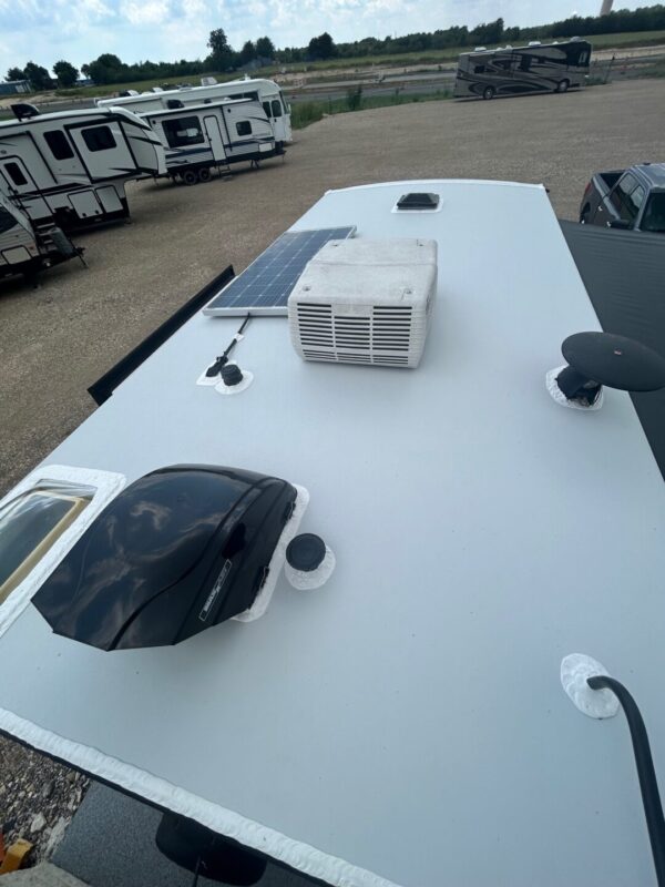 2021 Flagstaff Micro Lite 21FBRS - Image 6