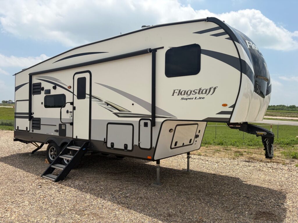 2020 Forest River Flagstaff 526RWS